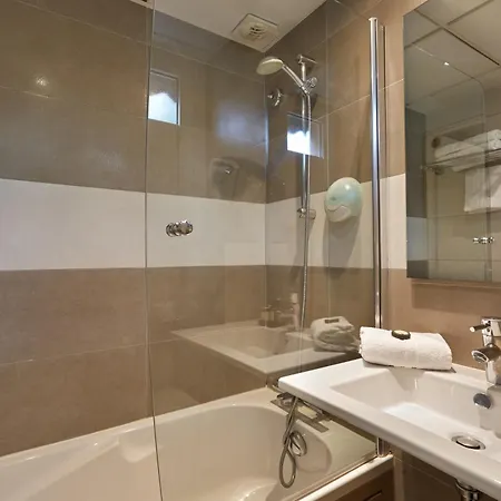 Beaugrenelle St-charles Tour Eiffel Hotel 3*