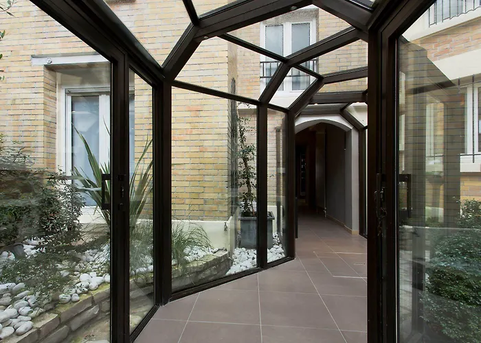 Hotel Beaugrenelle St-charles Tour Eiffel 3*