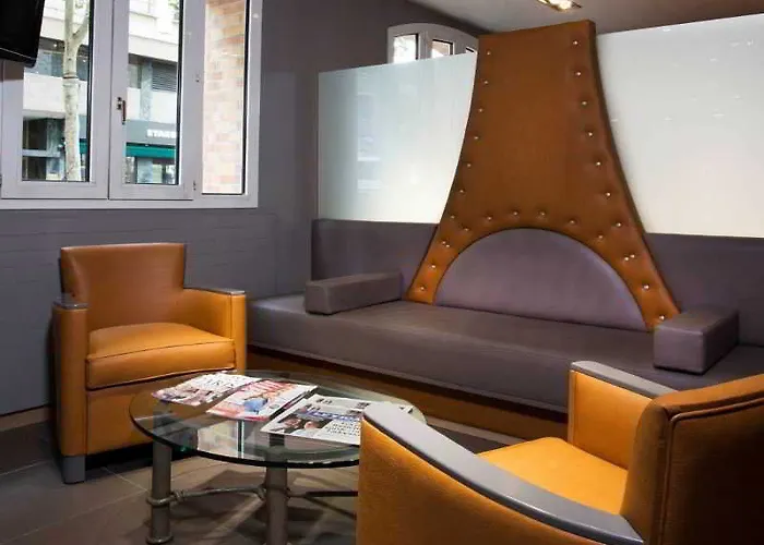 Beaugrenelle St-charles Tour Eiffel 3*