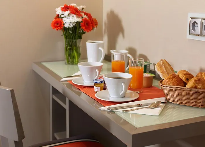 Hotel Beaugrenelle St-charles Tour Eiffel Paris