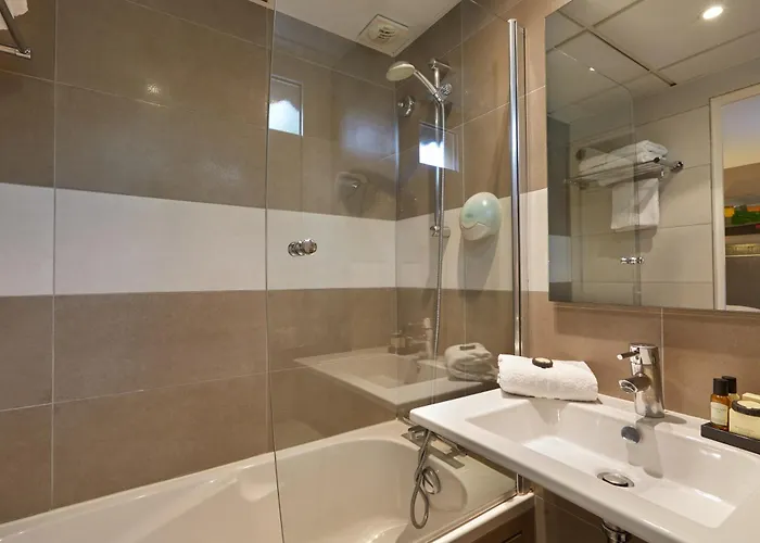 Beaugrenelle St-charles Tour Eiffel Hotel 3*